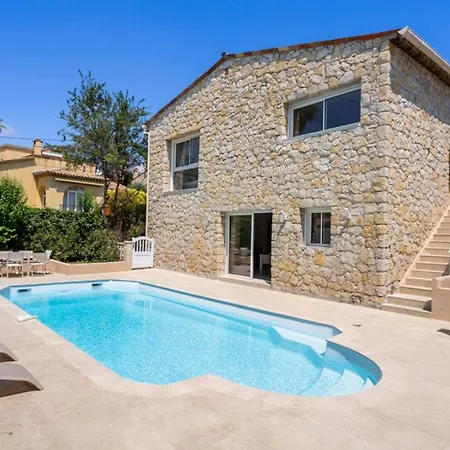 Villa La Mesange Avec Piscine Et Jardin Antibes