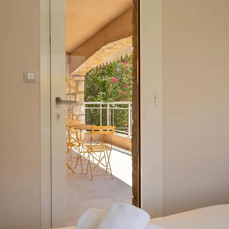 La Mesange Avec Piscine Et Jardin * Антіб